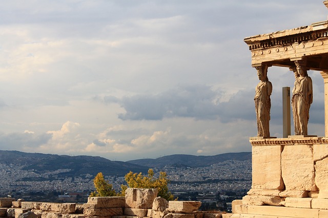 Car rental in Athens: Everything you need to know about the Greek capital